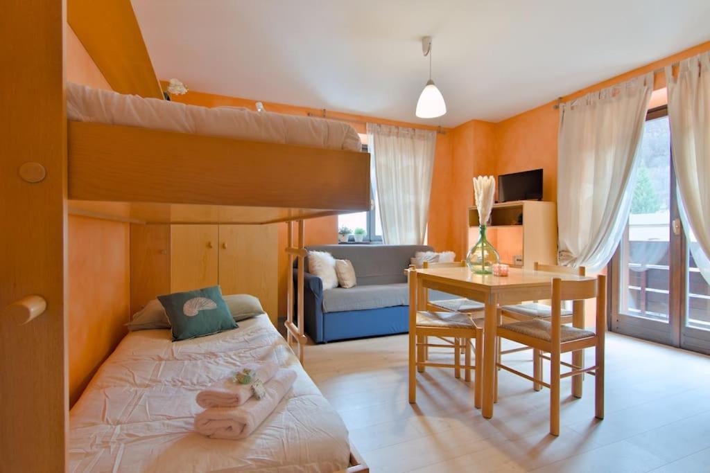 Aprica Alpine Loft Centralita E Park Free Extérieur photo