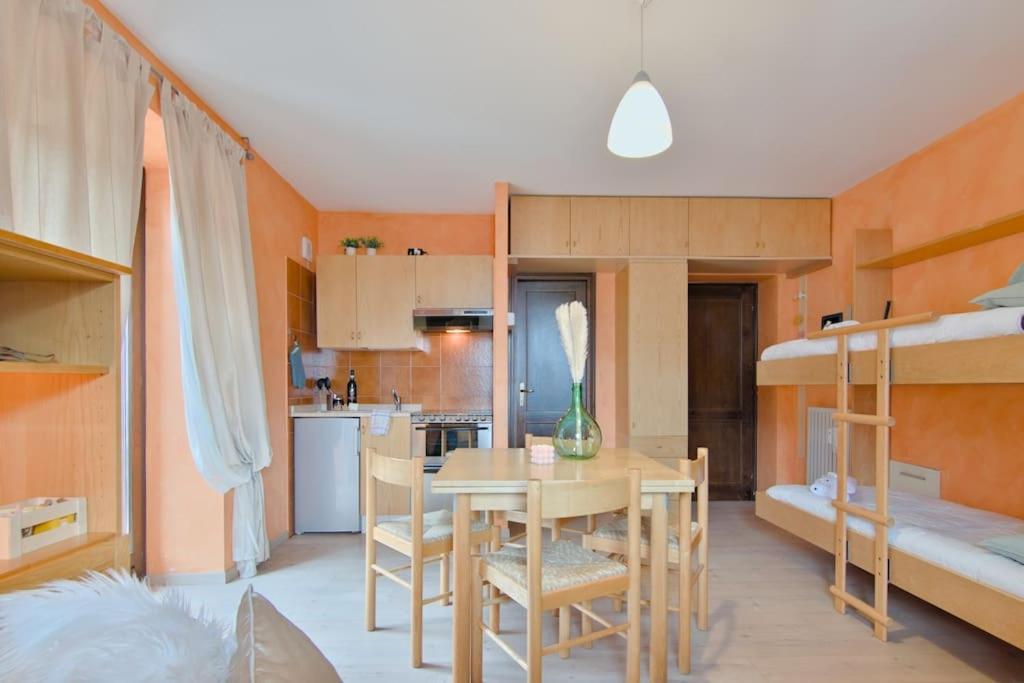Aprica Alpine Loft Centralita E Park Free Extérieur photo
